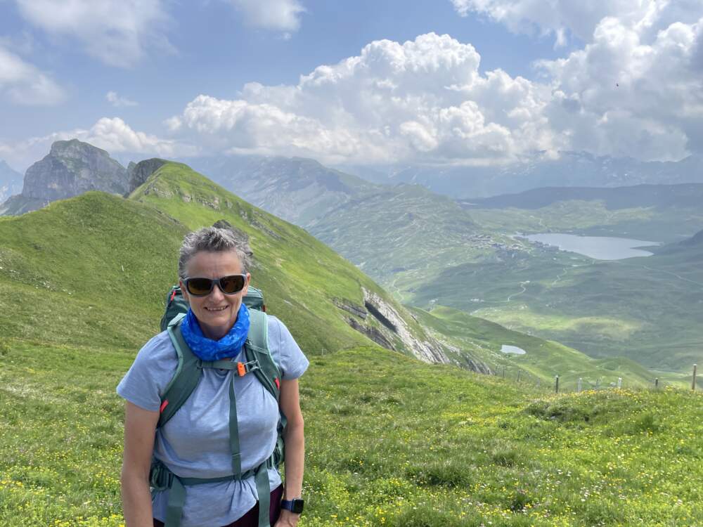 Treks – to carry your back pack or not ?