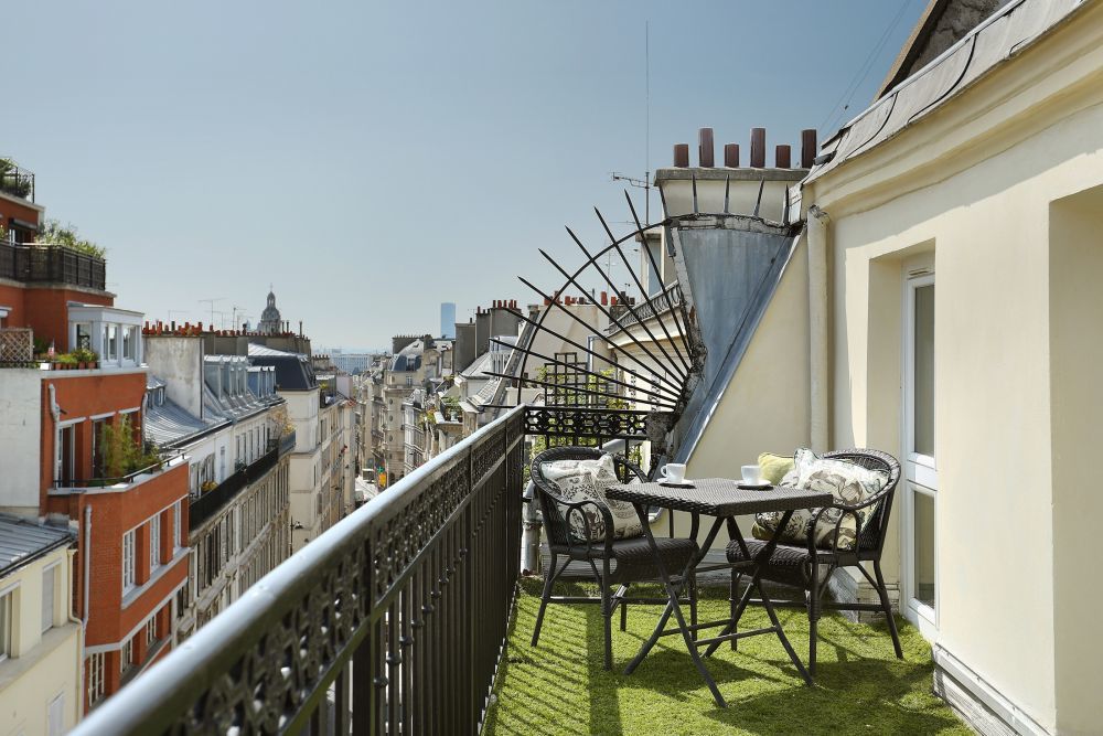 R Kipling Hotel – Pigalle district, Paris